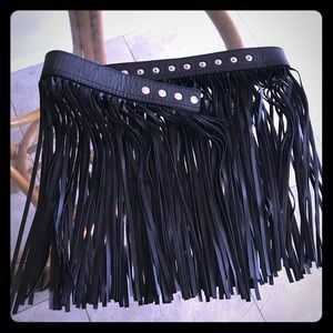 Fringe belt.